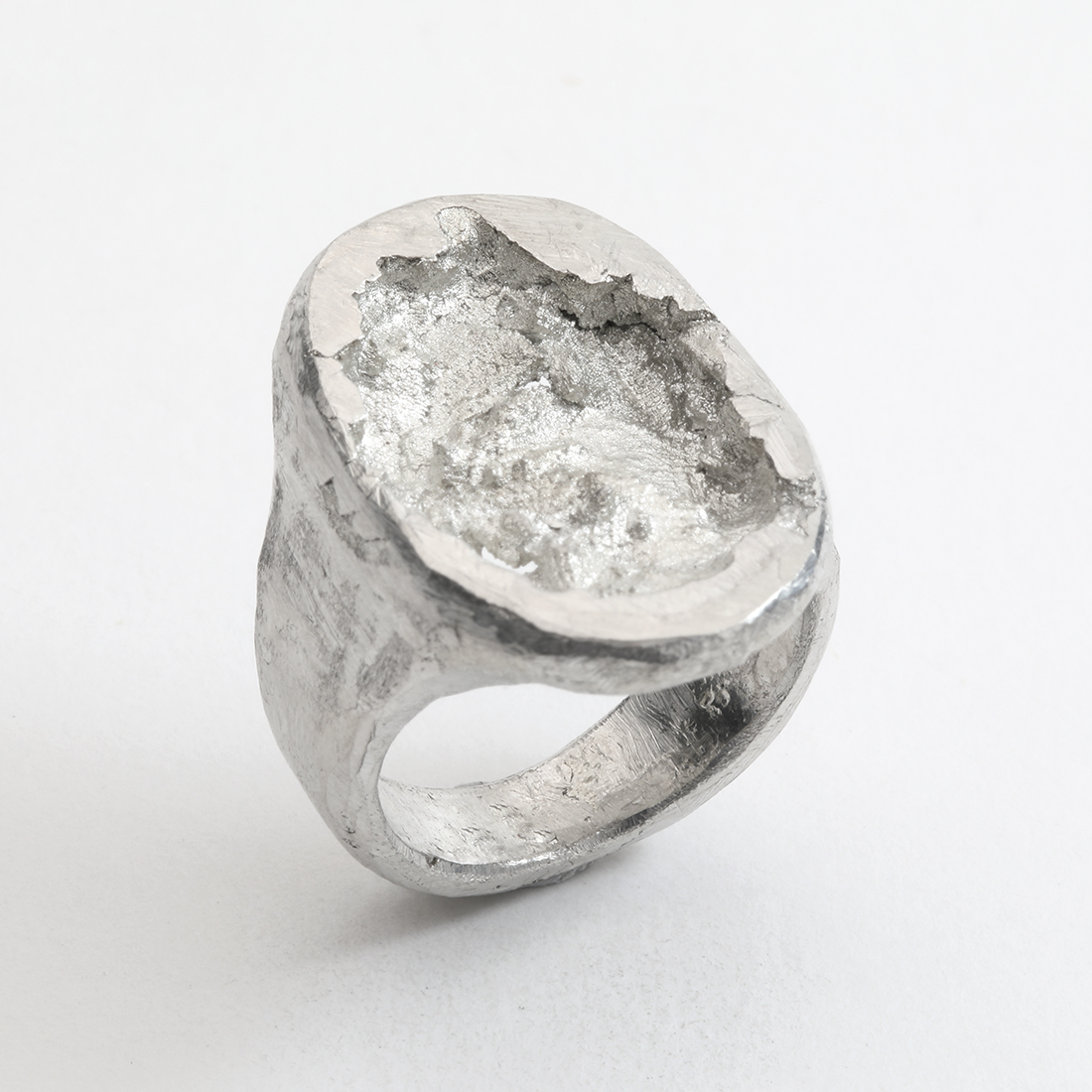 Ring Rough Elegant Organic Structure